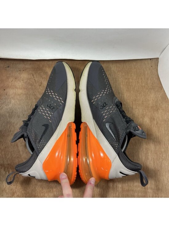 Nike Air Max 270 Men Size 11.5 Thunder Grey Total Orange AH8050-024 Sneaker main image 9